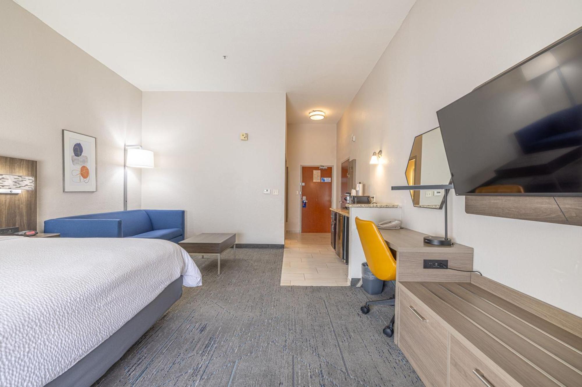 Holiday Inn Express & Suites College Station By Ihg Екстериор снимка