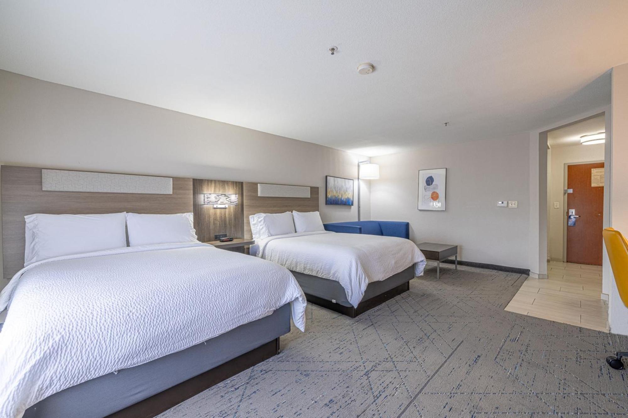 Holiday Inn Express & Suites College Station By Ihg Екстериор снимка